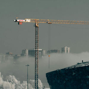 Grúa <span class=keywords><strong>Torre</strong></span> Plana Flexible de 6 Toneladas Adaptable a Diversas Alturas de Elevación en Proyectos de Construcción Urbana - Product Image 3