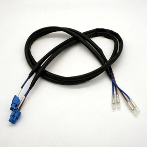 Faisceau de câbles robuste sur mesure avec connecteur en plastique bleu et borne isolée transparente pour appareils électroménagers et équipements - Product Image 5