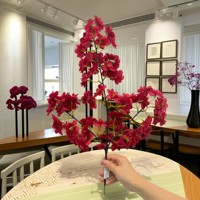 Nouveauté Fleurs artificielles en soie blanche et rose à fleurs de cerisier Haute simulation Décoration pour la Journée de la Terre Décoration de supermarché