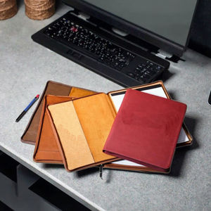 Portafolio de cuero sintético con láser de fábrica OEM con cremallera y Bloc de notas <span class=keywords><strong>A4</strong></span> para profesionales de negocios de grabado personalizado marca corporativa - Product Image 6