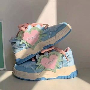 Chaussures de skate polyvalentes et tendance pour femme, modèle été 2026, style Mandarin Duck, à semelle épaisse et rehaussante - Product Image 4