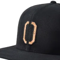 Gorra de Béisbol Negra de Algodón con Visera Plana, Correa Ajustable y Logotipo Bordado, Estilo Dad Hat para Streetwear