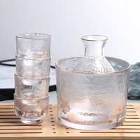 Ensemble de verrerie transparente de haute qualité et durable, carafe à vin avec seau à glace, logo personnalisé, design moderne et artistique, idéal pour les fêtes