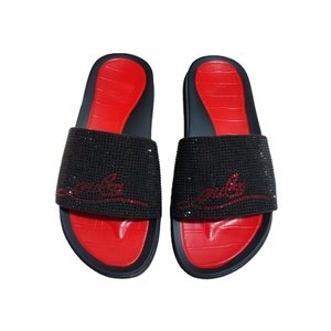 Vendita Diretta dalla Fabbrica <span class=keywords><strong>di</strong></span> Ciabatte da Uomo <span class=keywords><strong>di</strong></span> Alta <span class=keywords><strong>Qualità</strong></span>. <span class=keywords><strong>Pantofole</strong></span> da donna. - Product Image 1