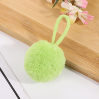 Pompons en laine fine de 5 cm personnalisés en gros avec anneau décoratif, boules rondes pour l'artisanat suspendu et ornements