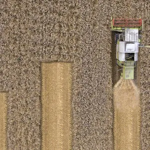 Sistem yang kuat menggabungkan mesin pemanen GF28 untuk pemanen beras