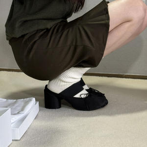 Zapatos Mary Jane vintage franceses con lazo de seda, de boca baja, para mujer, de primavera y otoño, con tacón grueso, para usar al aire libre, sandalias casuales tipo baotu. - Product Image 3