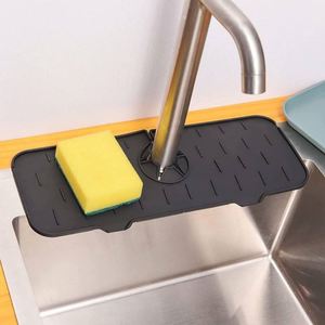 Alfombrilla de silicona al por mayor para grifo, protector antisalpicaduras para fregadero, alfombrilla colectora de goteos autodrenante para grifo, organizador de fregadero de cocina, almohadilla con logotipo personalizado OEM - Product Image 3