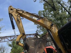 CAT 305.5E2 <b>Excavator</b> used cat305.5E2 crawler <b>excavator</b> 5.5tons Original with EPA CE Agricultural Cat 305.5 Mini <b>Excavator</b> - Product Image 4