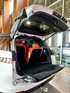 Lynk & Co 900, Diseño <span class=keywords><strong>Familiar</strong></span> Amplio, Modelo 2026, Lynk & Co 900 1.5T Ultra Híbrido Enchufable, SUV Híbrido Enchufable 1.5T, Autonomía Eléctrica Pura - Product Image 6