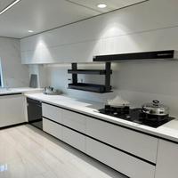 Meuble sur mesure en bois massif sans formaldéhyde avec revêtement anti-graisse complet pour la personnalisation de cuisines ouvertes haut de gamme de villas privées