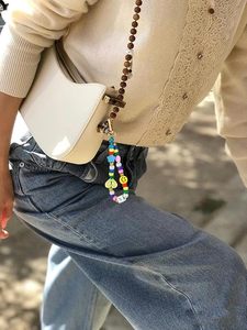 Kit de fabrication de porte-clés perlés pour femmes, 421 pièces, perles acryliques en forme de cœur, étoile, fleur, lettre, alphabet, accessoires de breloques pour porte-clés à faire soi-même - Product Image 5