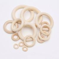 Unfinished Natural Solid Wooden Rings Pendant for Crafts