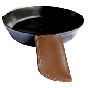 Vente en gros et fabrication sur mesure de protège-poignées pour poêles et woks ; protège-poignées en cuir isolants thermiquement pour cuisines domestiques et - Product Image 2