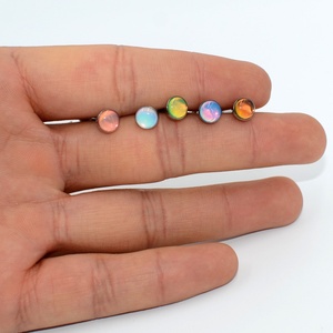 Sexy Hot Girl Flash Gradient Tongue Nail Ring Mujer Oil Drop Niche Ins con Piercing <span class=keywords><strong>para</strong></span> <span class=keywords><strong>la</strong></span> <span class=keywords><strong>nariz</strong></span> - Product Image 4