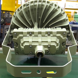 ATEX 50W-<span class=keywords><strong>200W</strong></span> <span class=keywords><strong>Industrial</strong></span> Highbay Light ATEX <span class=keywords><strong>LED</strong></span> Lámpara de inundación a prueba de explosiones Cuerpo de aluminio Clasificación IP66 para gasolineras - Product Image 6