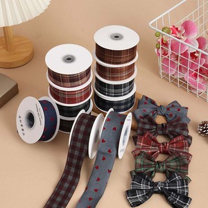 Pita Tartan Bunga Skotlandia 1,57 Inci 10 Yard Garis-Garis Hijau Biru Merah Hitam untuk Kerajinan Kulit - Product Image 3