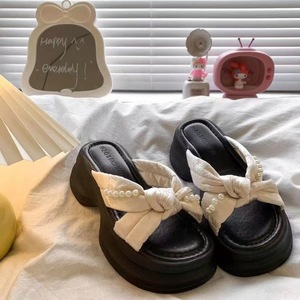Sandalias de lujo 2026 nuevas para mujer, de tacón bajo y punta abierta, suela suave, planas, sencillas, tallas grandes, para verano - Product Image 1