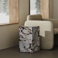 Meuble de salon BOTON STONE, socle en marbre, luxe, naturel, personnalisé, table basse en calacatta viola