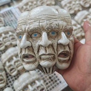 Máscara de Resina de Hombre de Tres Caras, Pintada a Color, para Fiesta de Halloween, Figura de Modelo con Cara de Calavera - Product Image 1