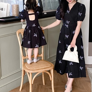 Mujeres Niñas Verano Nuevo estilo Vestido de manga corta de longitud media Mamá Me Familia Ropa a juego para equipar a <span class=keywords><strong>padres</strong></span> e <span class=keywords><strong>hijos</strong></span> - Product Image 5
