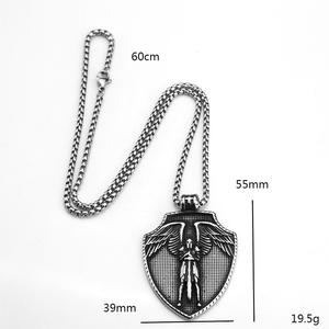 สร้อยคอจี้รูปโล่เซนต์ไมเคิลสำหรับผู้ชาย ยี่ห้อ Yunnique ทำจากสแตนเลส พร้อมลูกปัดทรงเหลี่ยม ดีไซน์เรขาคณิต เหมาะสำหรับใส่ทุกวัน - Product Image 5