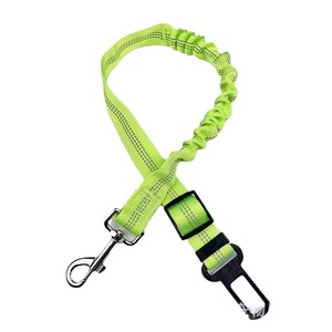 Cinturón <span class=keywords><strong>de</strong></span> Seguridad para Mascotas en el Automóvil, Correa <span class=keywords><strong>de</strong></span> Seguridad para Perros, Conjunto <span class=keywords><strong>de</strong></span> Restricción para Perros en el Automóvil, Duradero, Clásico, Longitud Ajustable, Amortiguador Elástico - Product Image 2