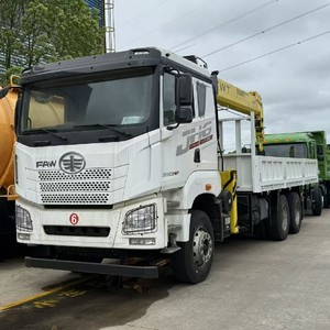Grue à flèche articulée droite Faw 6x4 de 12 tonnes montée sur camion à vendre - Product Image 1