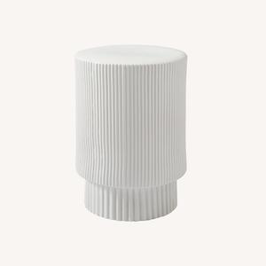 Fini dans une glaçure semi-mate moulée à la main et émaillée pour une utilisation intérieure/extérieure juste la bonne hauteur pour les boissons ou les livres - Product Image 6