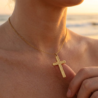 Collar con Cruz Chapado en Oro, Resistente al Agua, de Acero Inoxidable, Sin Deslustre, Éxito de Ventas en Tiktok, de Fanhua Jewelry