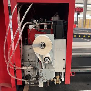 Machine à découper le <span class=keywords><strong>verre</strong></span> MD-6133 Machine à découper le <span class=keywords><strong>verre</strong></span> plat <span class=keywords><strong>jumbo</strong></span> Ligne de découpe de <span class=keywords><strong>verre</strong></span> <span class=keywords><strong>jumbo</strong></span> pour le traitement du <span class=keywords><strong>verre</strong></span> de mur-rideau - Product Image 5