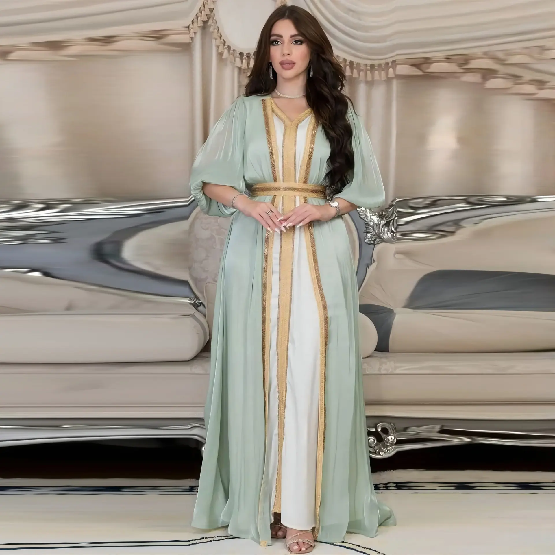 ताजा और सरल मुस्लिम पोशाक प्रकाश लक्जरी प्रेस हीरा साटन पोशाक उत्तम तीन-टुकड़ा सेट पोशाक
