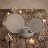 Service de table en céramique grise minimaliste |   Assiettes, bols et tasses en grès |   Compatible micro-ondes, lave-vaisselle et four |   Anti-fuite