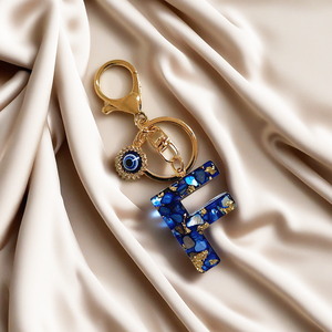Llavero de Moda 2025 con Inicial de 26 Letras, Aleación de Zinc, Diseño de <span class=keywords><strong>Ojo</strong></span> Turco Azul de la Suerte, Amuleto para Colgar en el Bolso - Product Image 4