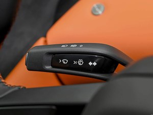 Xiao-mi yu7 mới của 2025 rất ngầu và đẹp trai và hiện đang được bán - Product Image 4