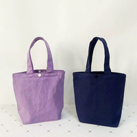 Sac fourre-tout en coton écologique avec logo personnalisé, poignées épaule/main, taille et fermeture personnalisables pour cadeaux promotionnels de voyage