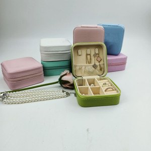 Portagioie, espositore per <span class=keywords><strong>gioielli</strong></span>, portagioie da viaggio, orecchini in pelle portatili, collana, braccialetto ad anello, scatola di imballaggio - Product Image 5