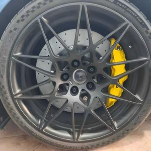 Kit de Frenos de Alto Rendimiento de 4/6 Pistones Forjados para Toyota, Honda, Nissan, BMW, Benz, Audi, VW, Ford, Chevy, Ruedas de 18, 19 y 20 <span class=keywords><strong>Pulgadas</strong></span> - Product Image 5