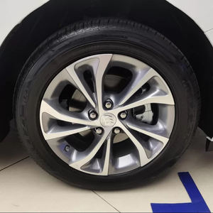 Voiture d'occasion, jantes de 17 pouces, sièges en cuir, 4 airbags, toit ouvrant pour Buick Verano Pro modèle 2023 1.5T édition plaisir - Product Image 5