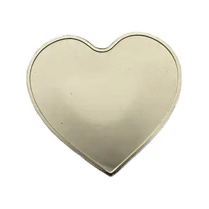 Moneta in bianco a forma di cuore in metallo con timbratura in rame dorato, monete a gettone vuote a doppio lato