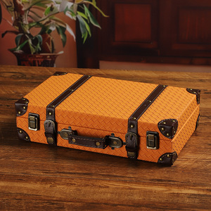 Caja de almacenamiento de madera de estilo europeo, caja decorativa para joyería con tapa abatible de gran capacidad, accesorios de decoración para el hogar, coleccionables - Product Image 1