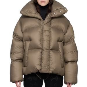 Veste d'hiver rembourrée en duvet, veste matelassée surdimensionnée en duvet pour femmes et filles - Product Image 1