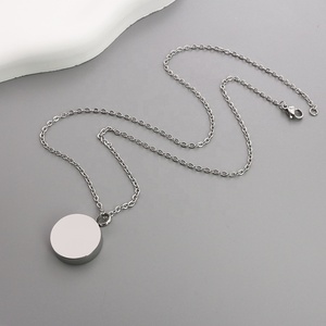 Collar con Colgante de Urna de <span class=keywords><strong>Acero</strong></span> <span class=keywords><strong>Inoxidable</strong></span> Personalizado, Joyería Impermeable para Cenizas Humanas o de Mascotas, Anillo Humano Abrible con Botella de Perfume - Product Image 3