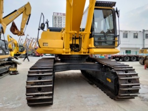 Excavadora Komatsu pc450 de 45 toneladas usada con pocas horas de uso, confiable para construcción y paisajismo, equipo Komatsu de segunda mano - Product Image 2