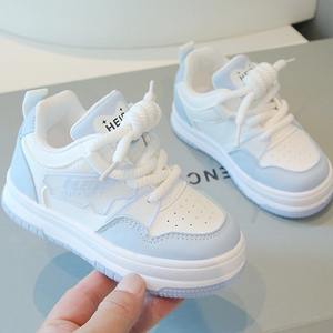 รองเท้ากีฬาเด็กสำหรับเด็กชายและเด็กหญิง ทุกฤดูกาล พื้นรองเท้านุ่มกันลื่น ระบายอากาศได้ดี อุ่นสบาย และเป็นมิตรกับสิ่งแวดล้อม - Product Image 3