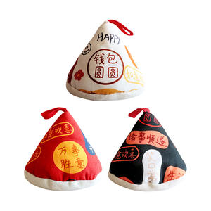 Tapa de olla aislante de algodón con diseño de Año Nuevo, guante triangular resistente al calor para uso en la cocina, 9x12cm, hecho en Shandong - Product Image 3