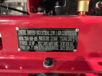 Compresseur d'air à piston portable GIANTAIR 3-en-1 avec réservoir de 250 L, machine à souder et générateurs diesel