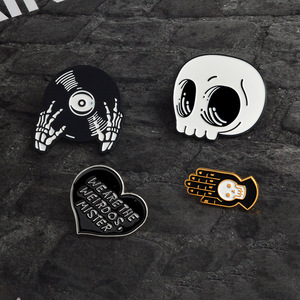 Punk noir crâne CD émail broches blanc squelette broche coeur bouton Badge Halloween Festival cadeaux sac bijoux accessoires - Product Image 2