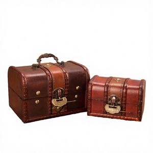 Caja de Almacenamiento de Joyas de Madera Tallada en Forma de Cofre Pirata, Estilo Retro Vintage, Artesanía para el Día del Padre - Product Image 3