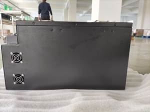 定制12.8V 400Ah LiFePO4锂离子电池组，用于露营车12.8v 400Ah LiFePO4锂电池 - Product Image 4